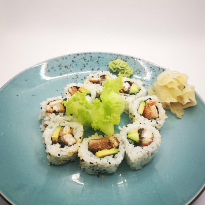 Uramaki anguilla avocado